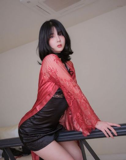 二战女集中营4在线播放_720迅雷电影在线